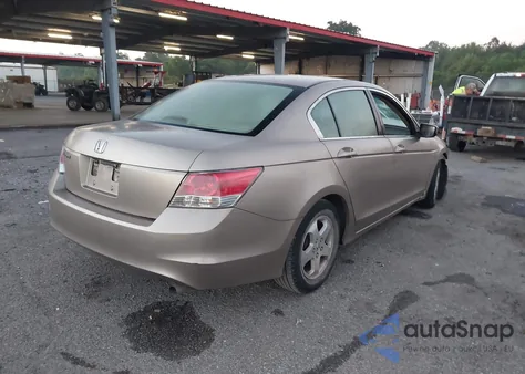 2009 Honda Accord 2.4 Lx z USA, uszkodzony, nr VIN JHMCP26309C016201